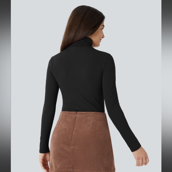 High Neck Long Sleeve Curved Hem Slim Waffle
Casual Top - Picture 2 of 5